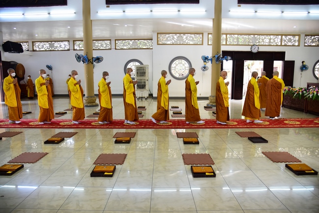 Lễ truyền giới Sa di Phương Trượng